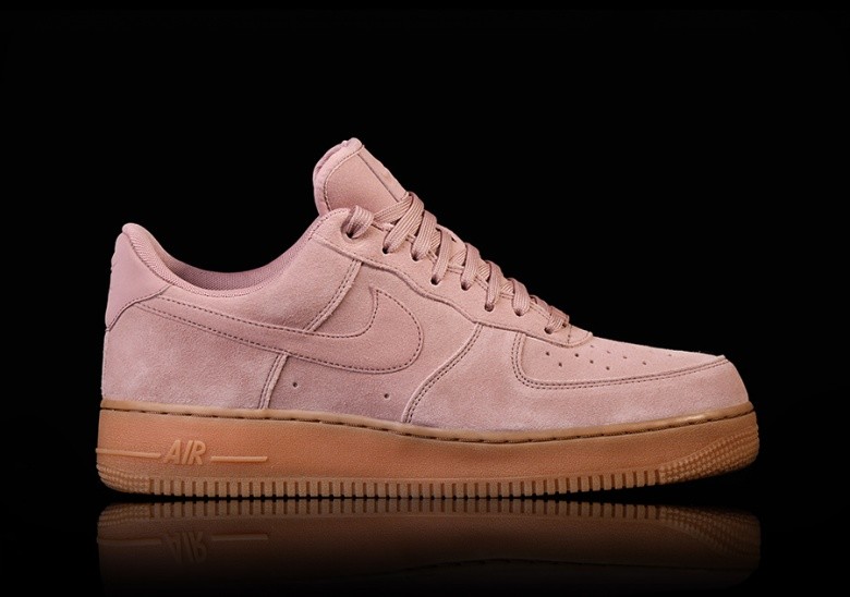 NIKE AIR FORCE 1 '07 LV8 SUEDE PARTICLE 