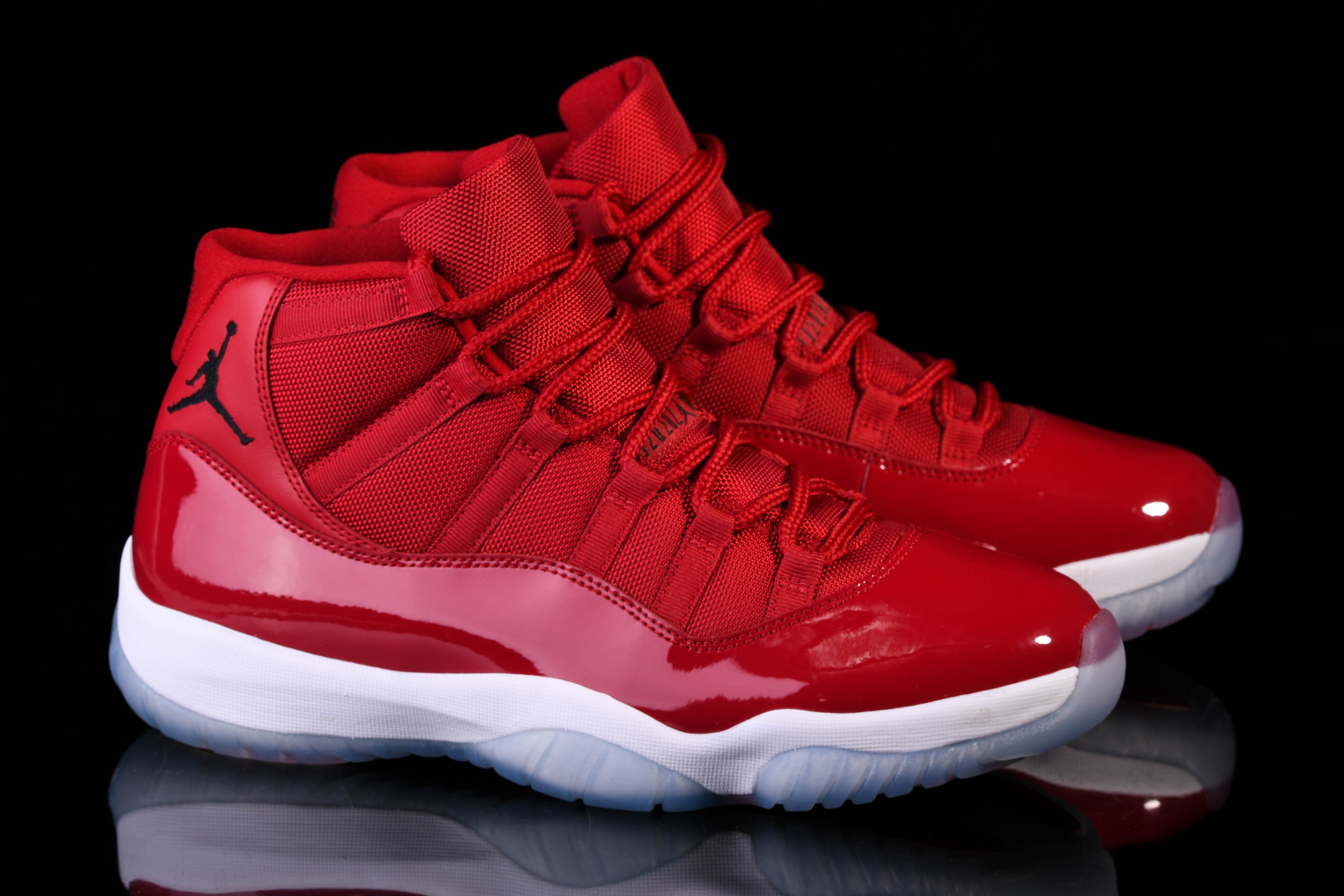 Jordan rouge 11 clearance