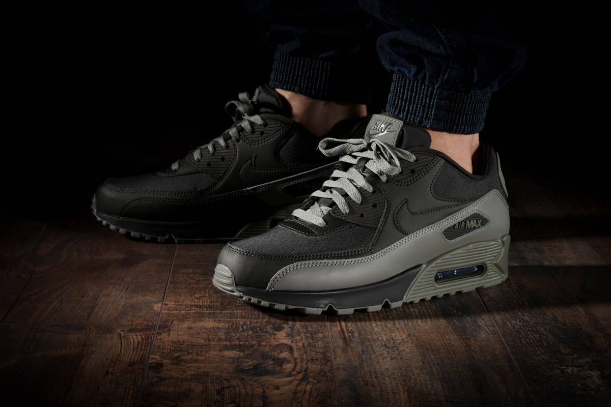 NIKE AIR MAX 90 ESSENTIAL SEQUOIA