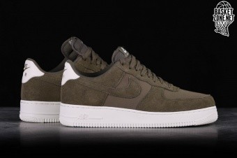 Nike air force 1 07 green suede sale