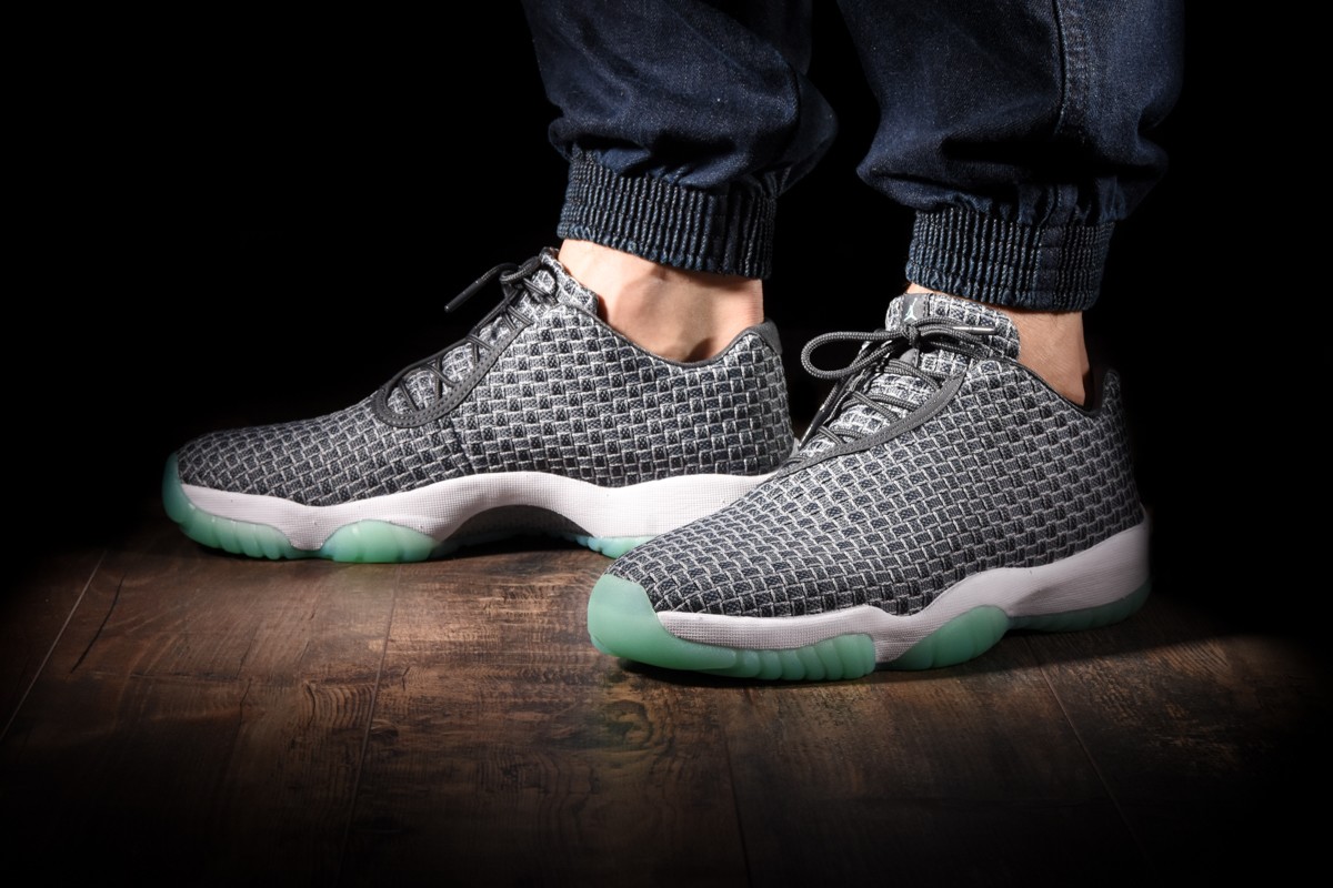 NIKE AIR JORDAN FUTURE LOW GREY FRESH MINT