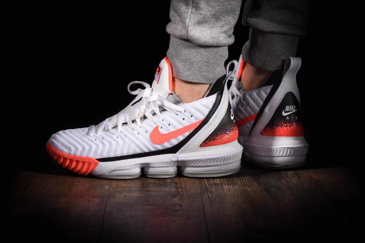 Lebron 16 shop black lava