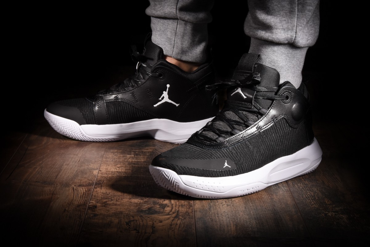 NIKE AIR JORDAN JUMPMAN 2020 BLACK WHITE ACID GREEN
