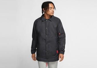 NIKE KYRIE PROTECT JACKET BLACK