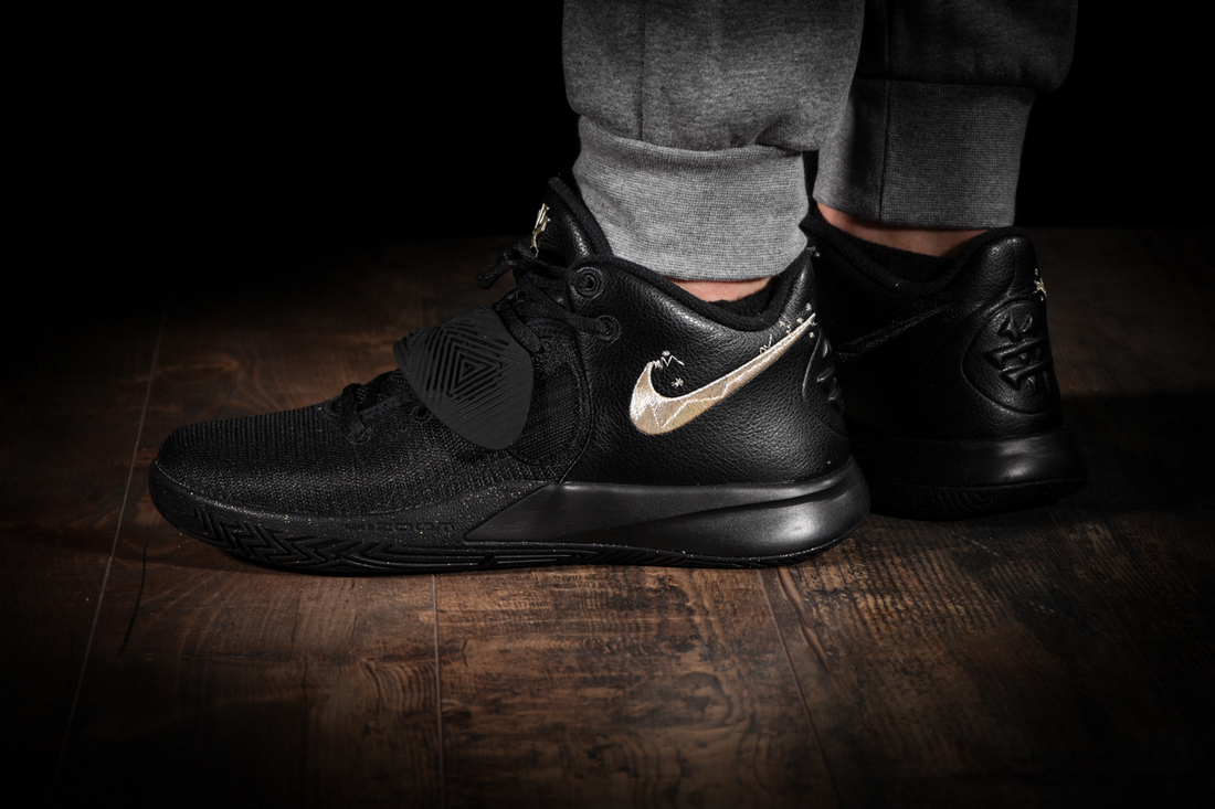 kyrie flytrap 3 black gold