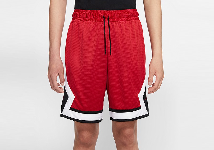 red jordan shorts