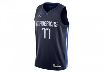 NIKE NBA DALLAS MAVERICKS LUKA DONČIĆ STATEMENT EDITION SWINGMAN JERSEY COLLEGE NAVY