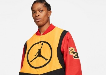 Nike Basketball DNA jacket in red