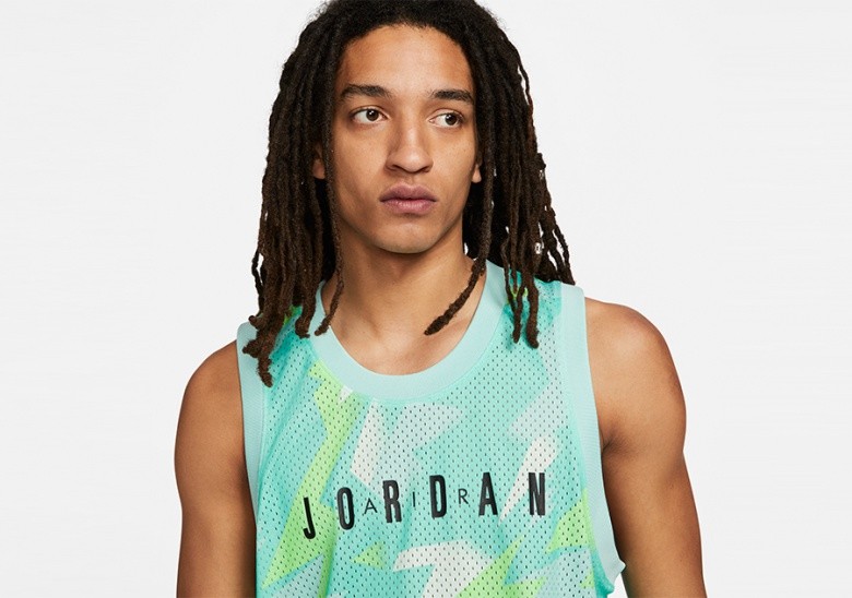 NIKE AIR JORDAN JUMPMAN APPAREL PRINTED JERSEY SUNSET PULSE