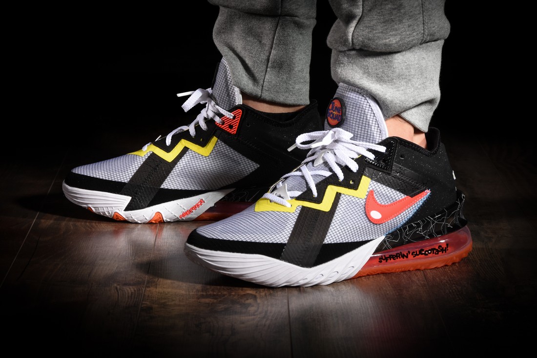 NIKE LEBRON 18 LOW SYLVESTER VS TWEETY