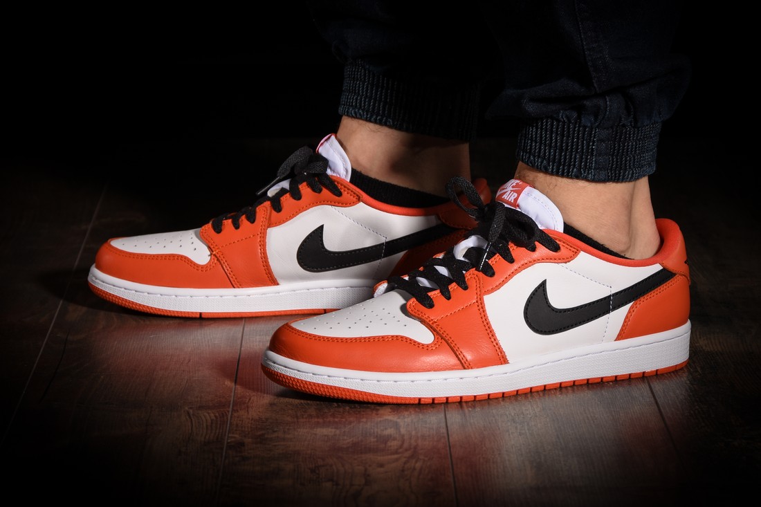 NIKE AIR JORDAN 1 RETRO LOW OG STARFISH